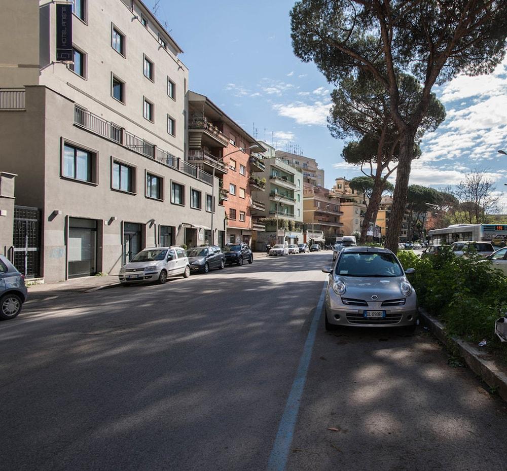 Hotel Aniene Roma Esterno foto