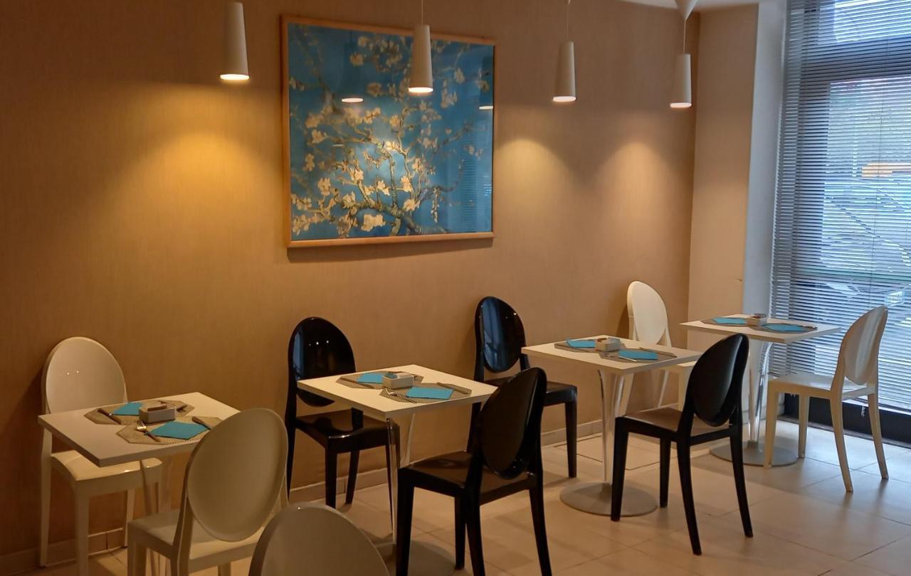 Hotel Aniene Roma Esterno foto