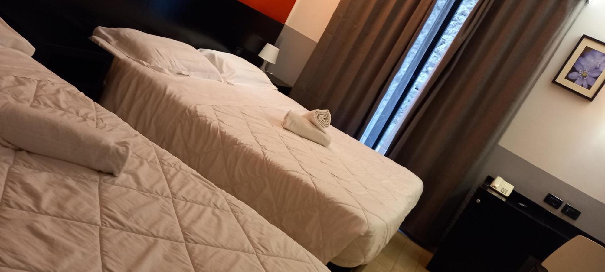 Hotel Aniene Roma Esterno foto